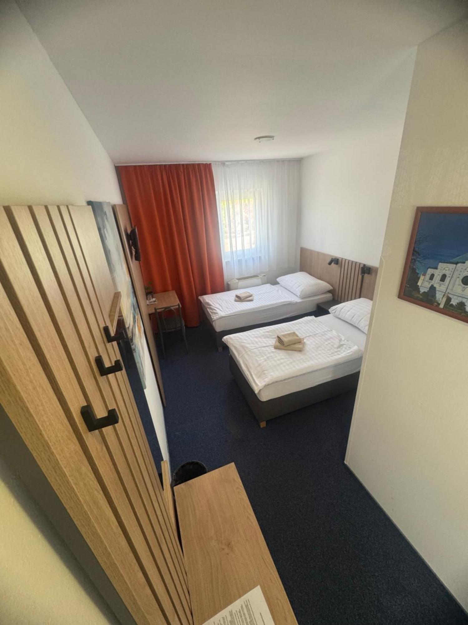Hotel Remy Bratysława Zewnętrze zdjęcie