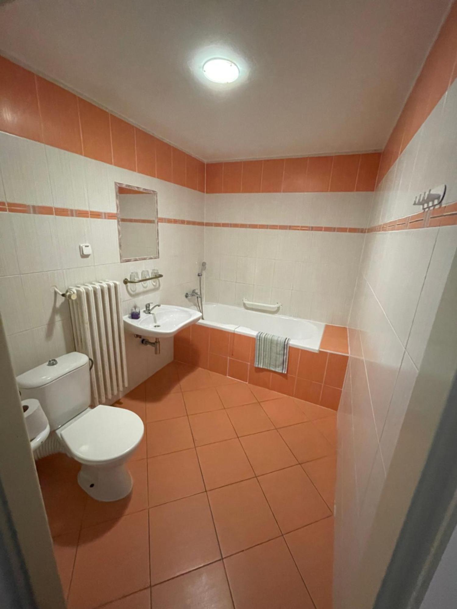 Hotel Remy Bratysława Zewnętrze zdjęcie