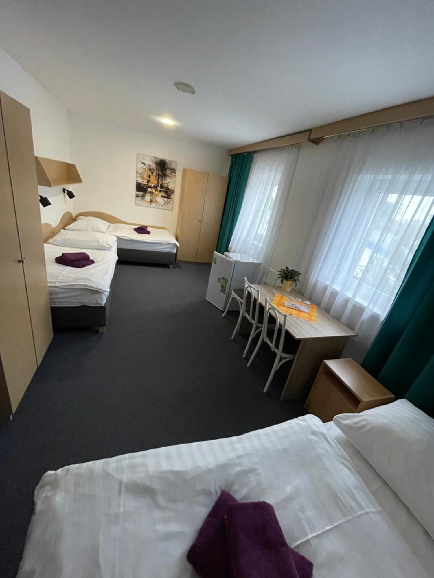 Hotel Remy Bratysława Zewnętrze zdjęcie